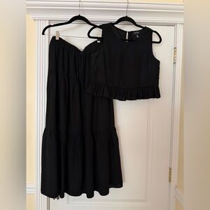 Nicole Miller Black Sleeveless Crop Top with Ruffle Hem